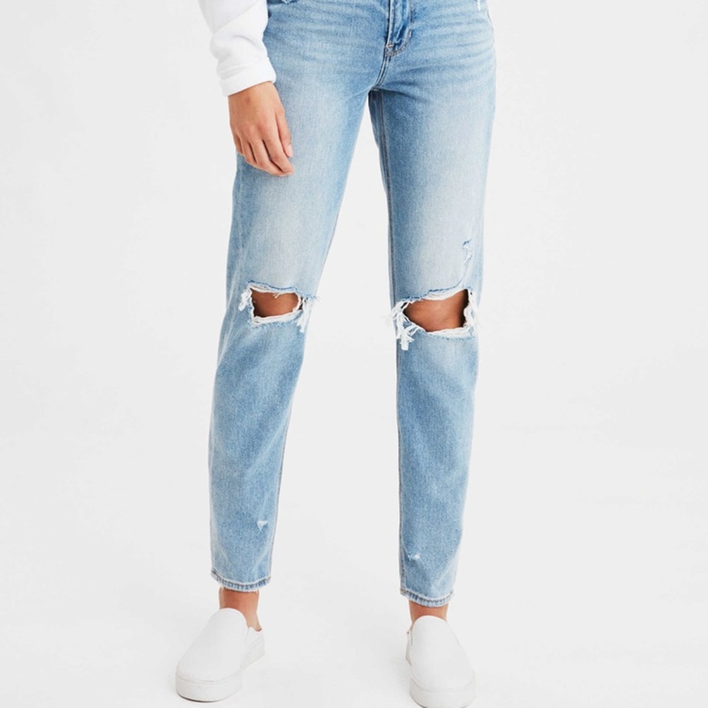 American Eagle Mom Jeans